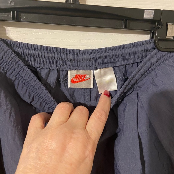 Nike Men's Dark Blue Joggers
See measurements in pics - Picture 4 of 7